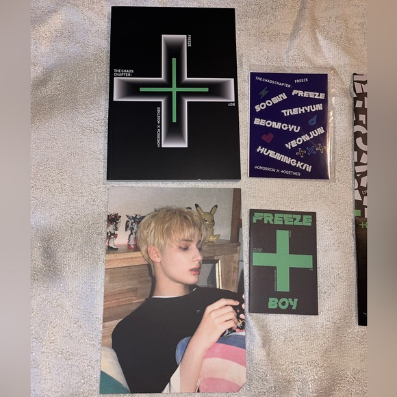 Tomorrow x Together - Chaos Chapter : Freeze Album boy and world version - Picture 6 of 8